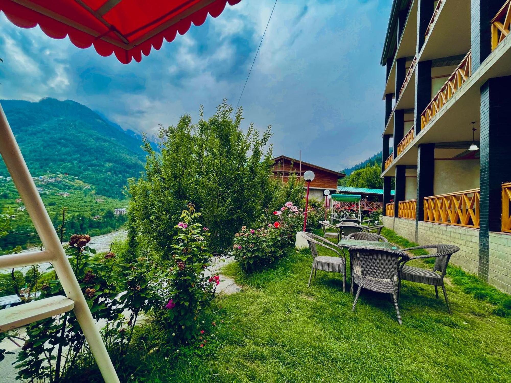 Naina Deventure Resort, - Premium With Centrally Heated & Scenic View *