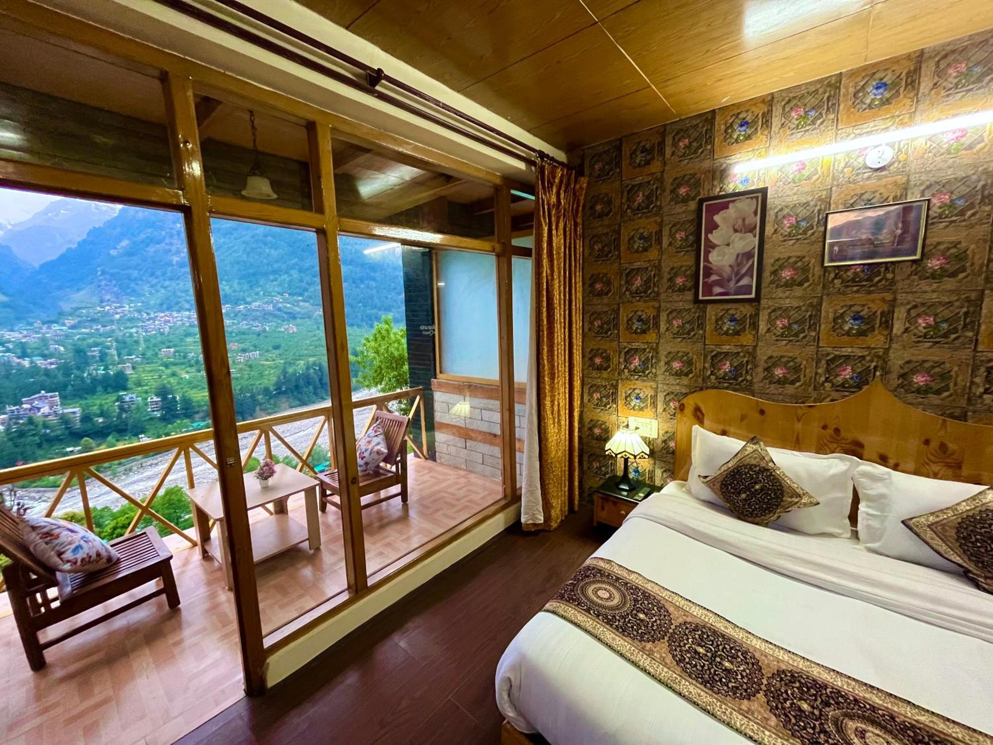 Naina Deventure Resort, - Premium With Centrally Heated & Scenic View Resort *
